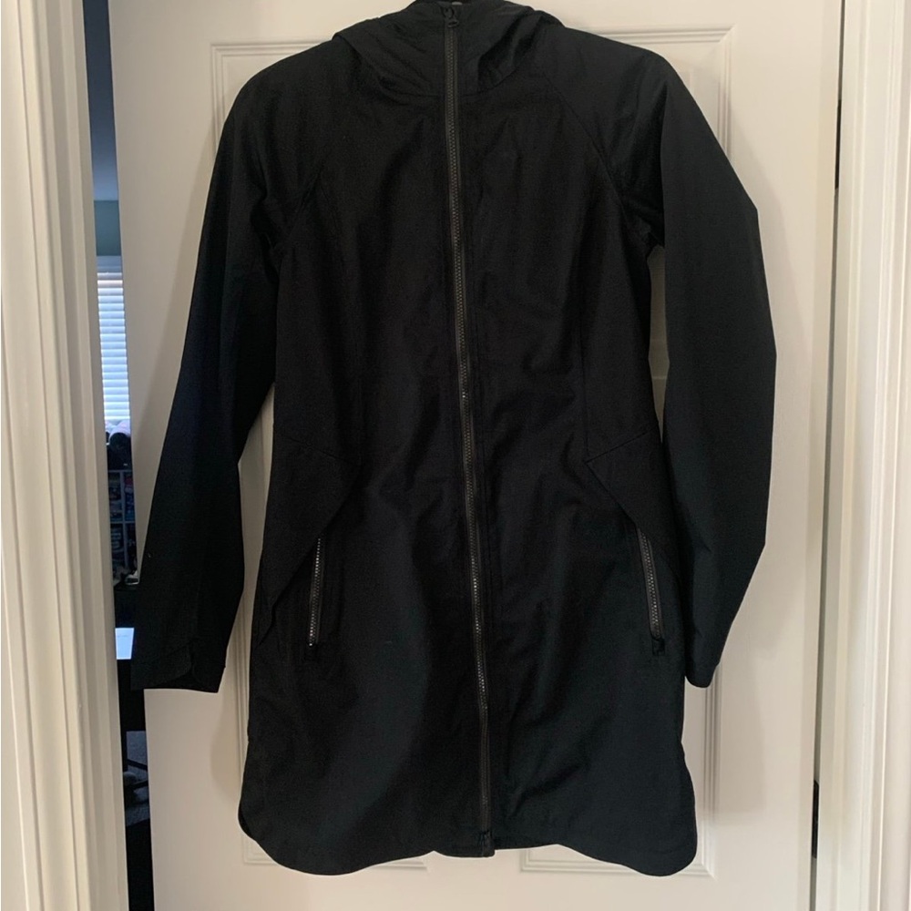 Lululemon rain jacket